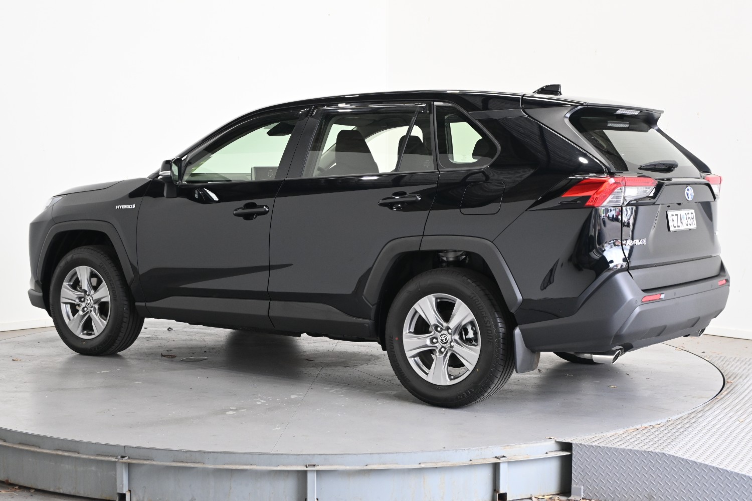 Used 2023 Toyota RAV4 GX 2WD HYBRID WAGON #UM03935 Shellharbour, NSW