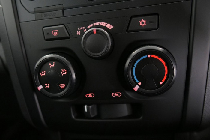 2019 Isuzu UTE D-MAX SX Crew Cab Ute High-Ride 4x2 Utility Image 10