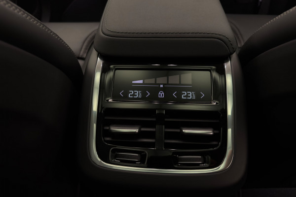 2025 MY26 Volvo XC60 UZ Ultra B5 Dark SUV Image 27