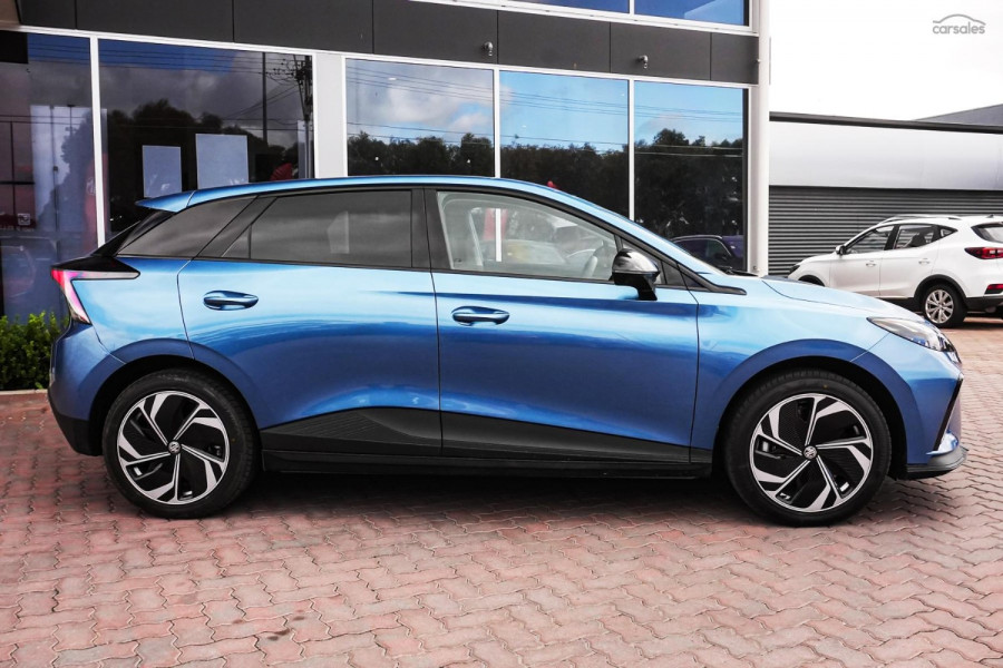 2026 MG MG4 AH4E Essence 64 Hatch Image 8