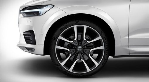 Complete wheels, 22" 5-Double Spoke Matt Black Diamond Cut - C008