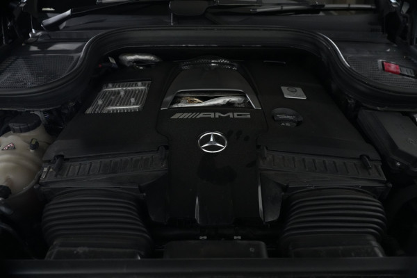 2021 Mercedes-Benz GLS-Class 63 4matic (Hybrid) SUV Image 31