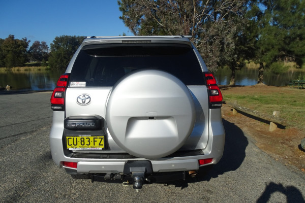 2019 Toyota LandCruiser Prado GDJ150R GXL SUV Image 3