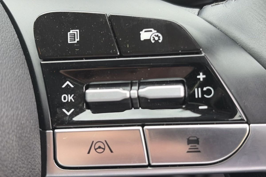 2023 Hyundai i30 CN7.V2 Premium Sedan Image 13