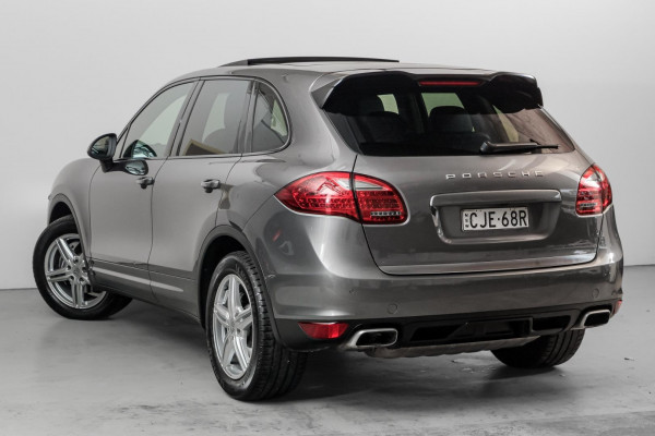 2012 MY13 Porsche Cayenne 92A SUV image 2