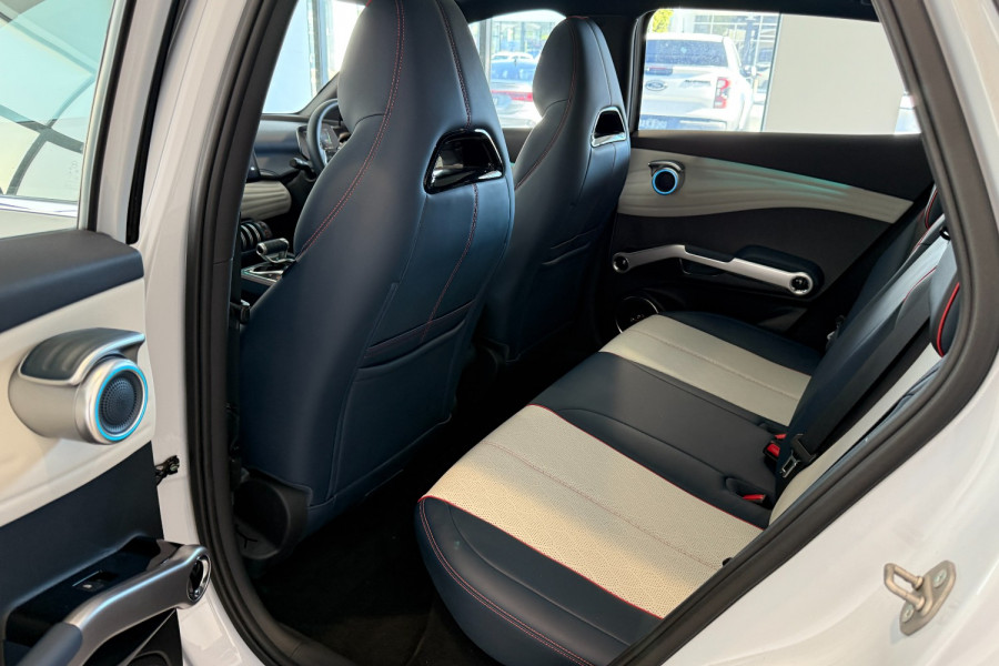 2022 BYD Atto 3 Standard SUV Image 13