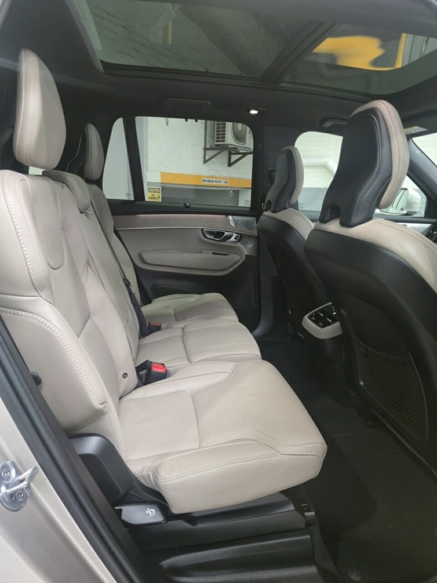 2024 MY25 Volvo XC90 L Series Ultra B5 Bright SUV Image 16
