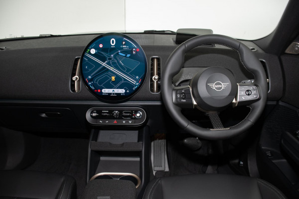 2026 MINI Countryman U25 S Favoured SUV image 7