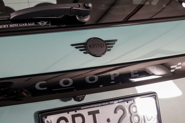 2026 MY25 MINI Cooper F66 JCW Favoured Hatch image 12