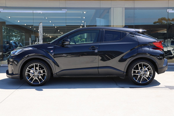 2023 Toyota C-HR ZYX10R GR Sport SUV Image 4