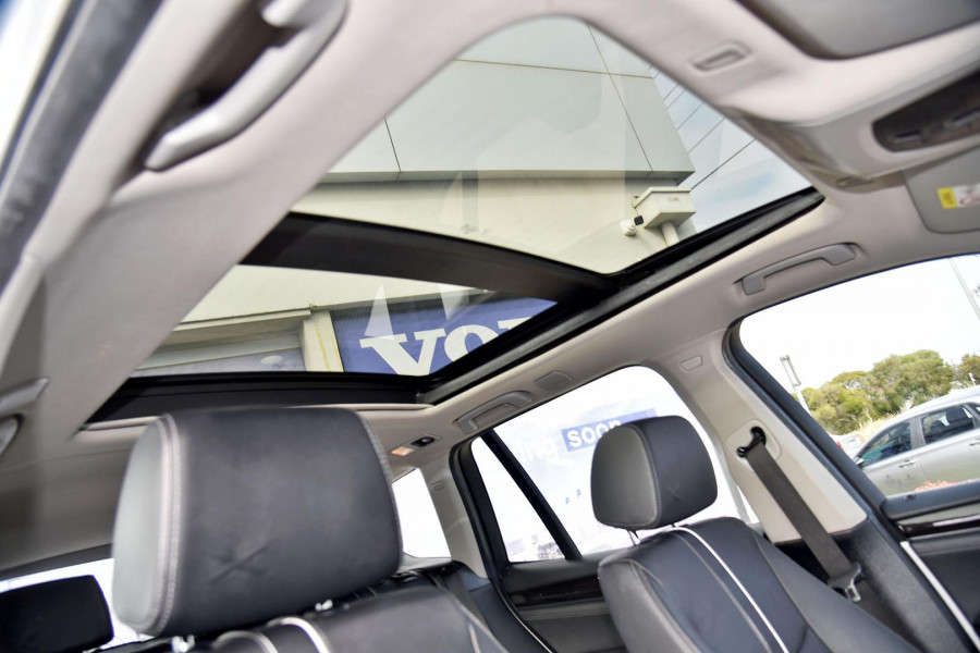 2017 BMW X3 G01 xDrive30i SUV Image 11