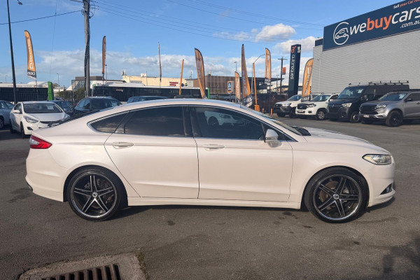 2016 Ford Mondeo MD Trend Hatch Image 5