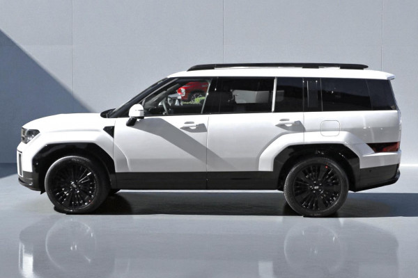 2025 MY26 Hyundai Santa Fe MX5.V2 Hybrid Calligraphy SUV Image 6