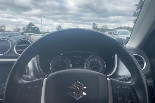 2022 Suzuki Vitara LY Series II  SUV Image 11