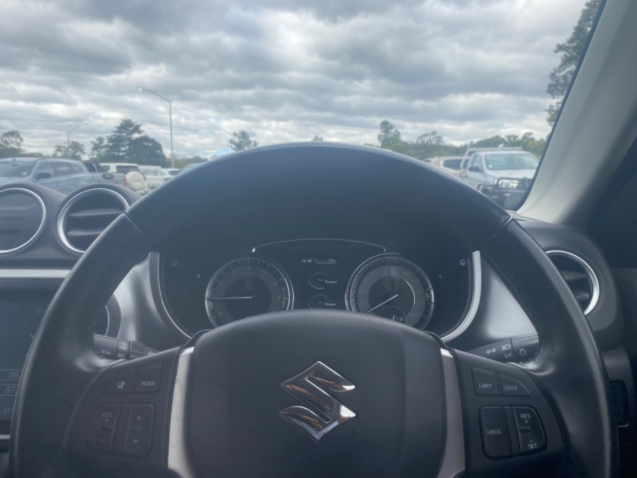 2022 Suzuki Vitara LY Series II  SUV Image 11