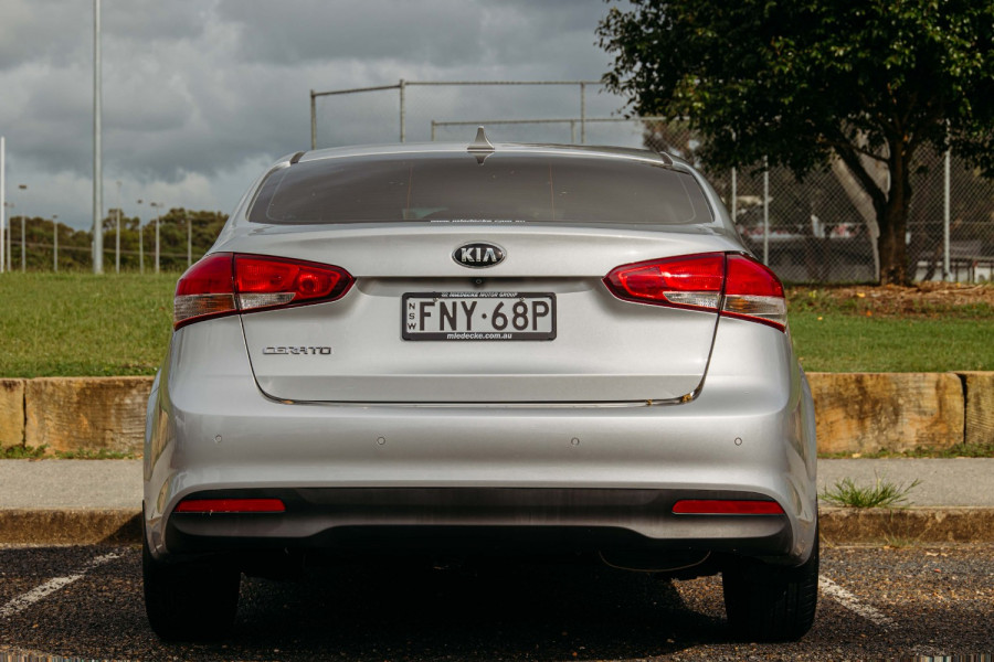 2016 MY17 Kia Cerato YD S Hatch Image 13