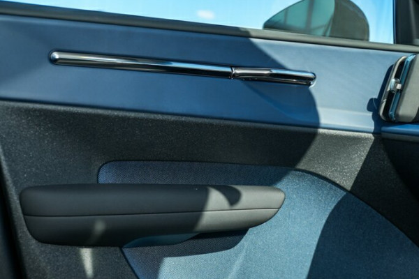 2024 MY25 Volvo EX30  Single Motor Extended Range Plus SUV Image 9