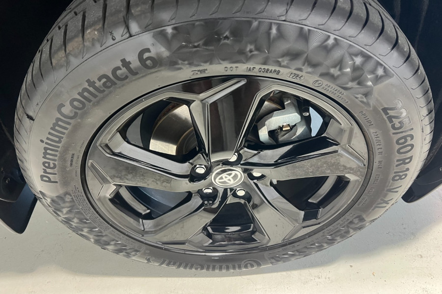 2019 Toyota RAV4 ASA44R Cruiser SUV Image 23