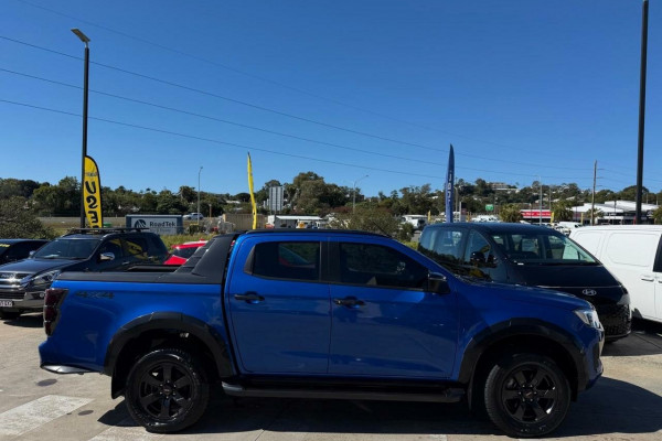 2024 Isuzu D-MAX RG X-TERRAIN Ute Image 3