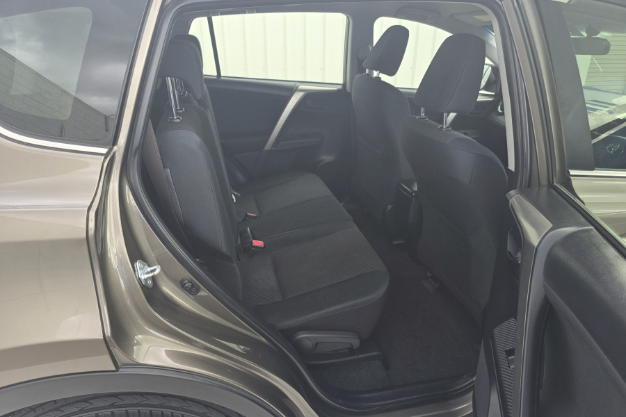 2015 MY14 Toyota RAV4 ASA44R GX SUV Image 14