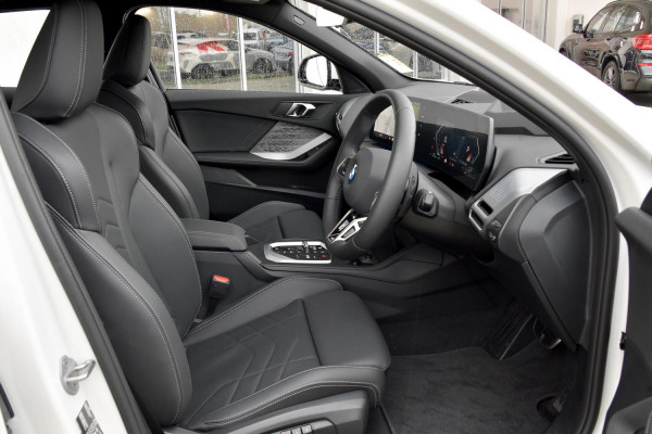 2026 BMW 1 Series F70 120 M Sport Hatch image 6