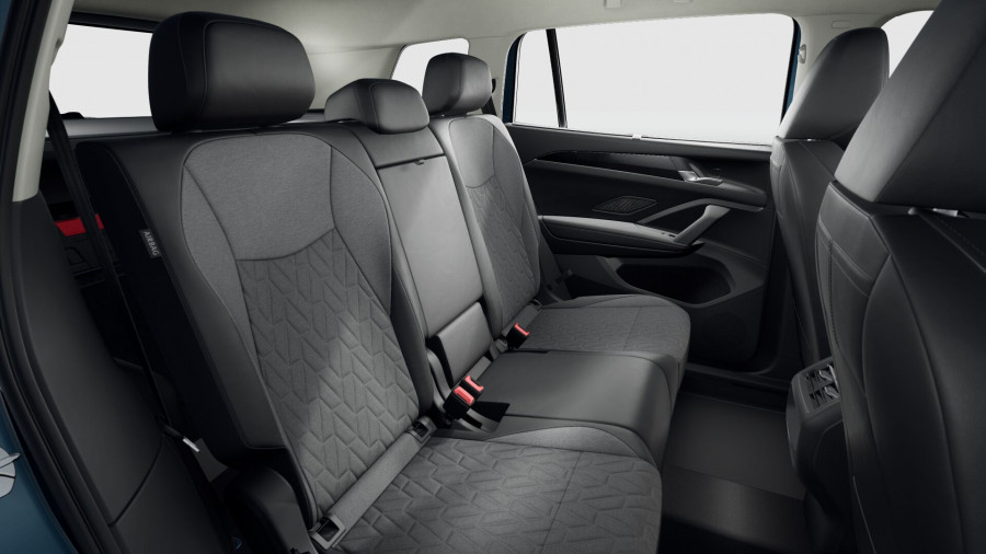 2026 Volkswagen Tayron R4 150TSI Life SUV Image 7