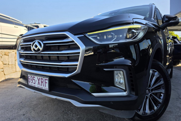 2017 LDV D90 SV9A Deluxe SUV Image 2