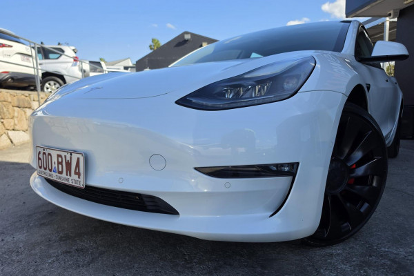 2021 Tesla Model 3  Performance Sedan Image 2