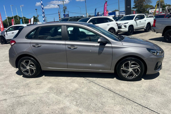 2022 Hyundai i30 PD.V4  Hatch Image 3