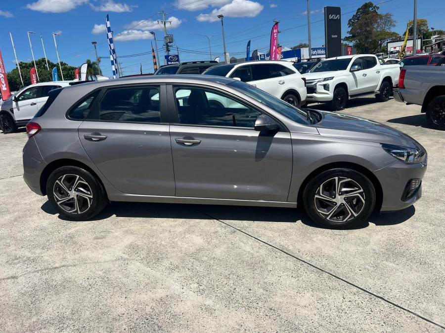 2022 Hyundai i30 PD.V4  Hatch Image 3