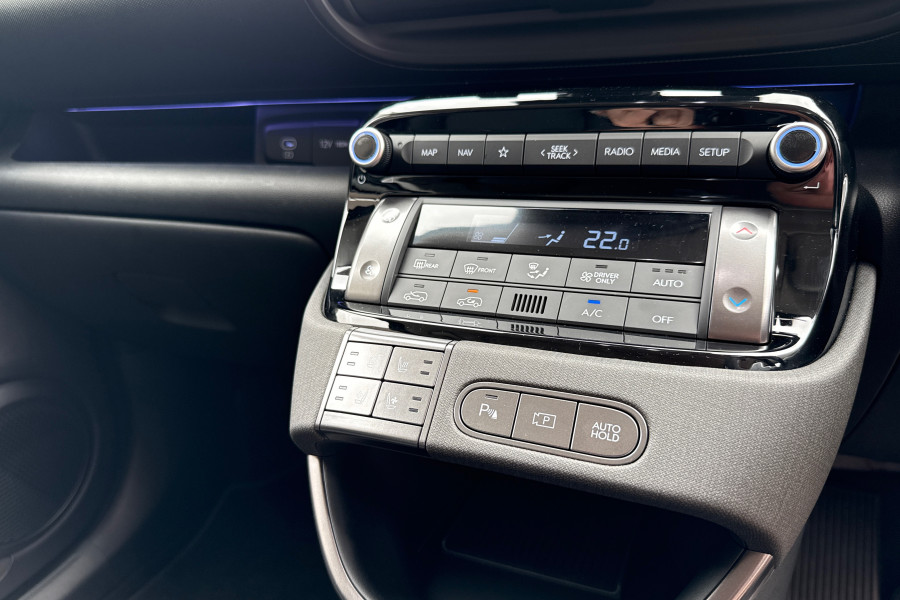 2025 Hyundai Inster  Cross SUV Image 17