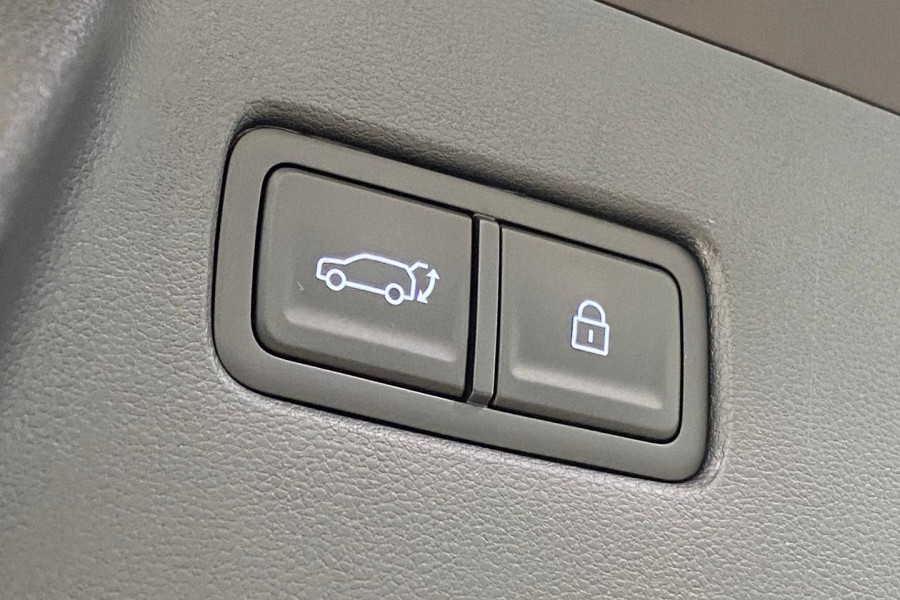 2025 Hyundai Santa Fe MX5.V1 Calligraphy SUV Image 9