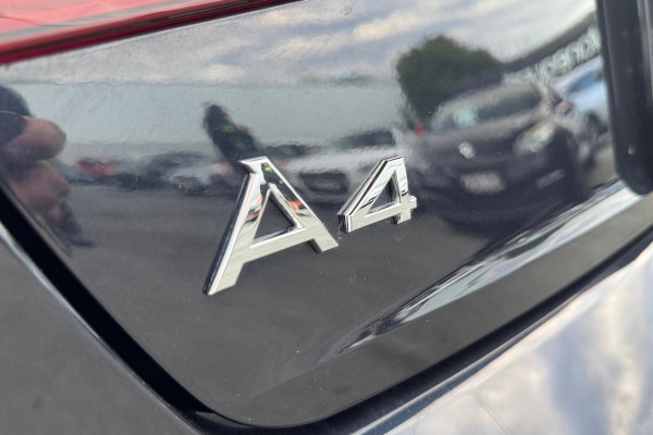 2017 Audi A4 B9 Sport Sedan Image 11