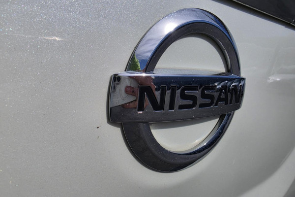 2018 Nissan Navara D23 Series 3 ST-X King Cab Pickup Image 13
