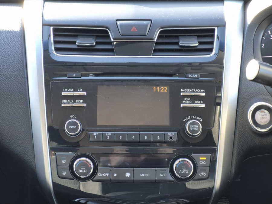 2016 Nissan Altima L33 ST Sedan Image 11