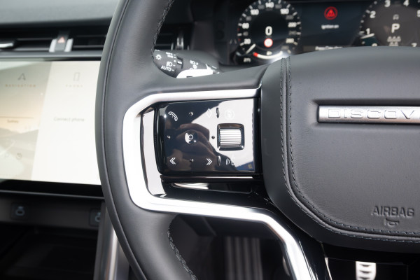 2026 Land Rover Discovery Sport L550 P250 Metropolitan SUV image 13