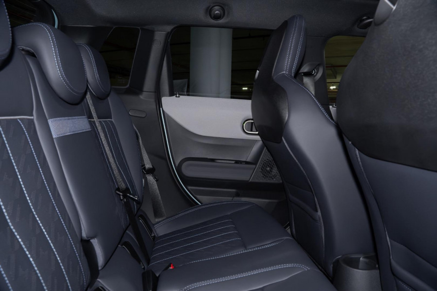 2025 MINI Cooper F65 C Favoured Hatch