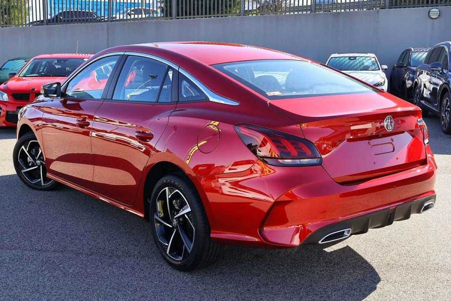 2026 MY25 MG MG5 AP32 Essence Sedan Image 2