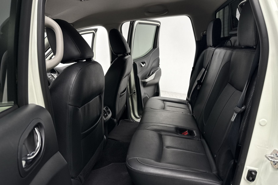 2020 MY21 Nissan Navara D23 ST-X Ute Image 13