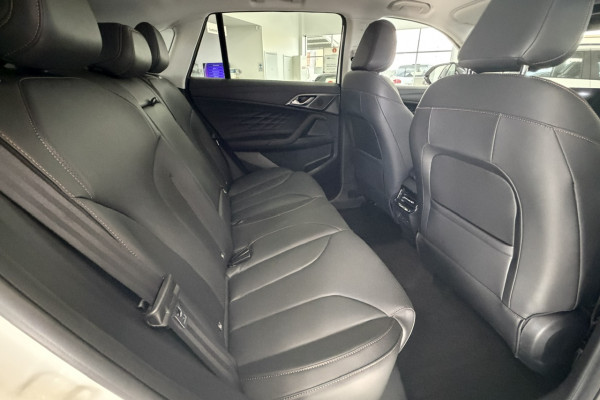 2025 MG HS AS33H Essence Hybrid+ SUV Image 11