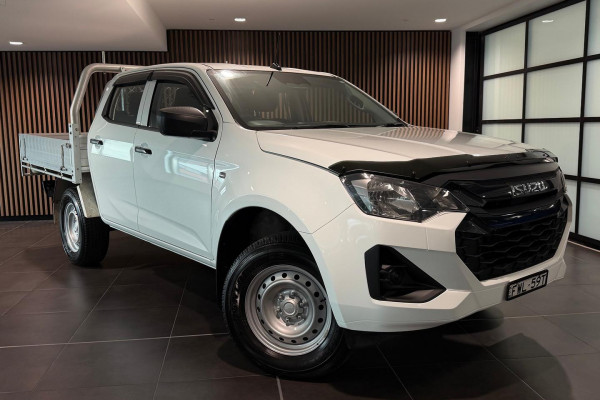 2025 MY25.5 Isuzu D-MAX RG SX High Ride Cab Chassis Image 1