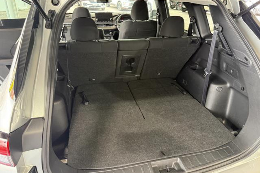 2023 MY24 Mitsubishi Outlander ZM LS SUV Image 12