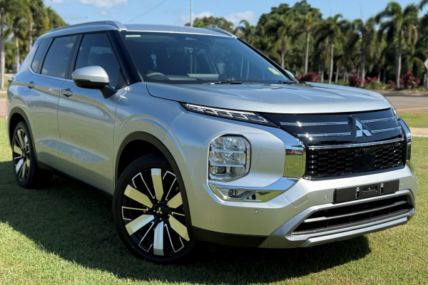 2025 Mitsubishi Outlander ZM Aspire SUV Image 1