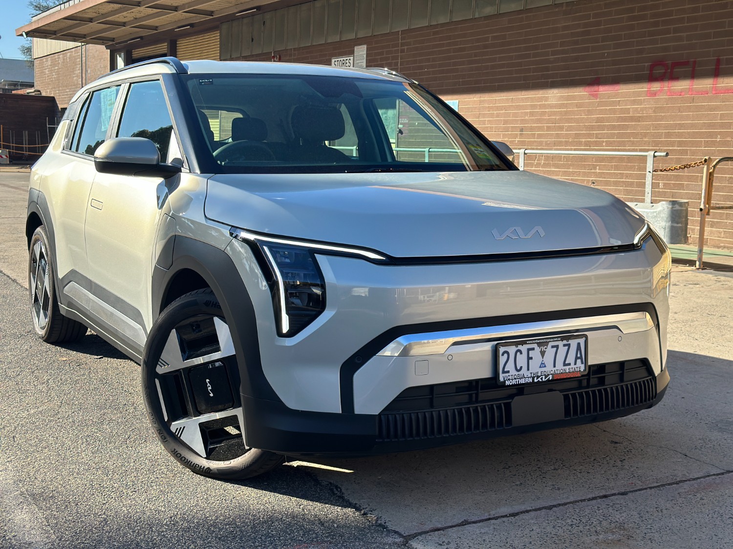2025 KIA EV3 AIR LONG RANGE SV SUV AUTOMATIC 4X2