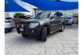 2013 MY14 Mitsubishi Pajero NW VR-X SUV
