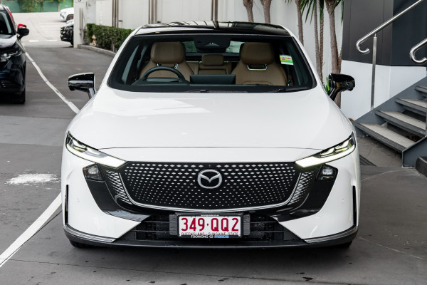 2026 Mazda 6e  Atenza Hatch Image 4