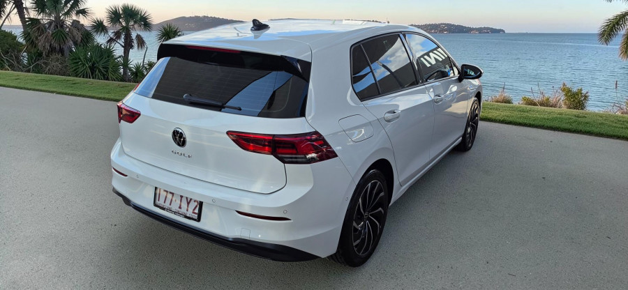 2023 Volkswagen Golf 8 110TSI Life Hatch Image 7