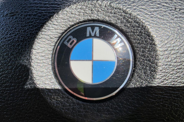 2012 BMW X5 E70 xDrive30d SUV Image 24