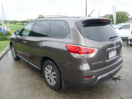 2015 Nissan Pathfinder R52  ST Suv