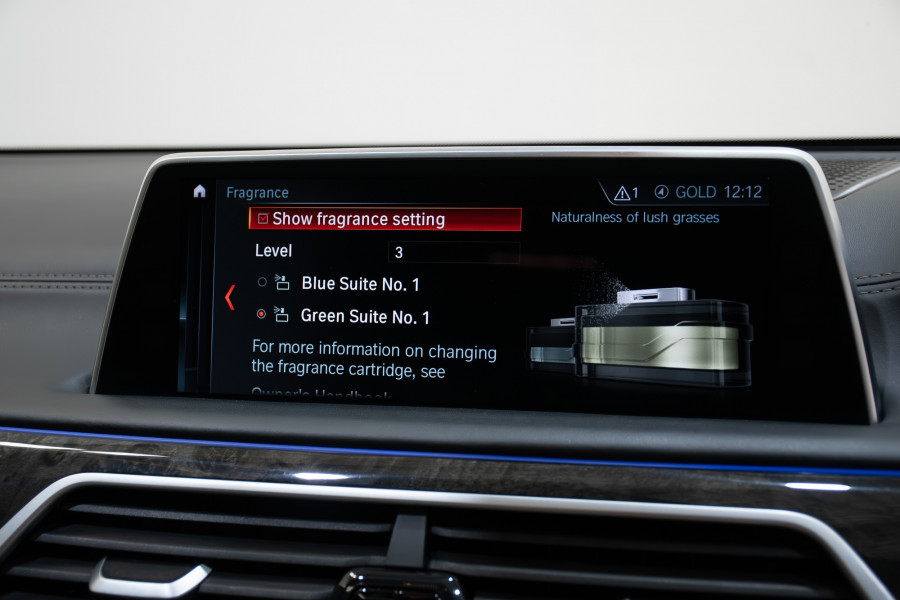 2018 BMW 7 Series 30d Sedan Image 21